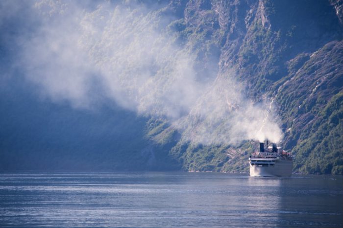 Ferge på havet